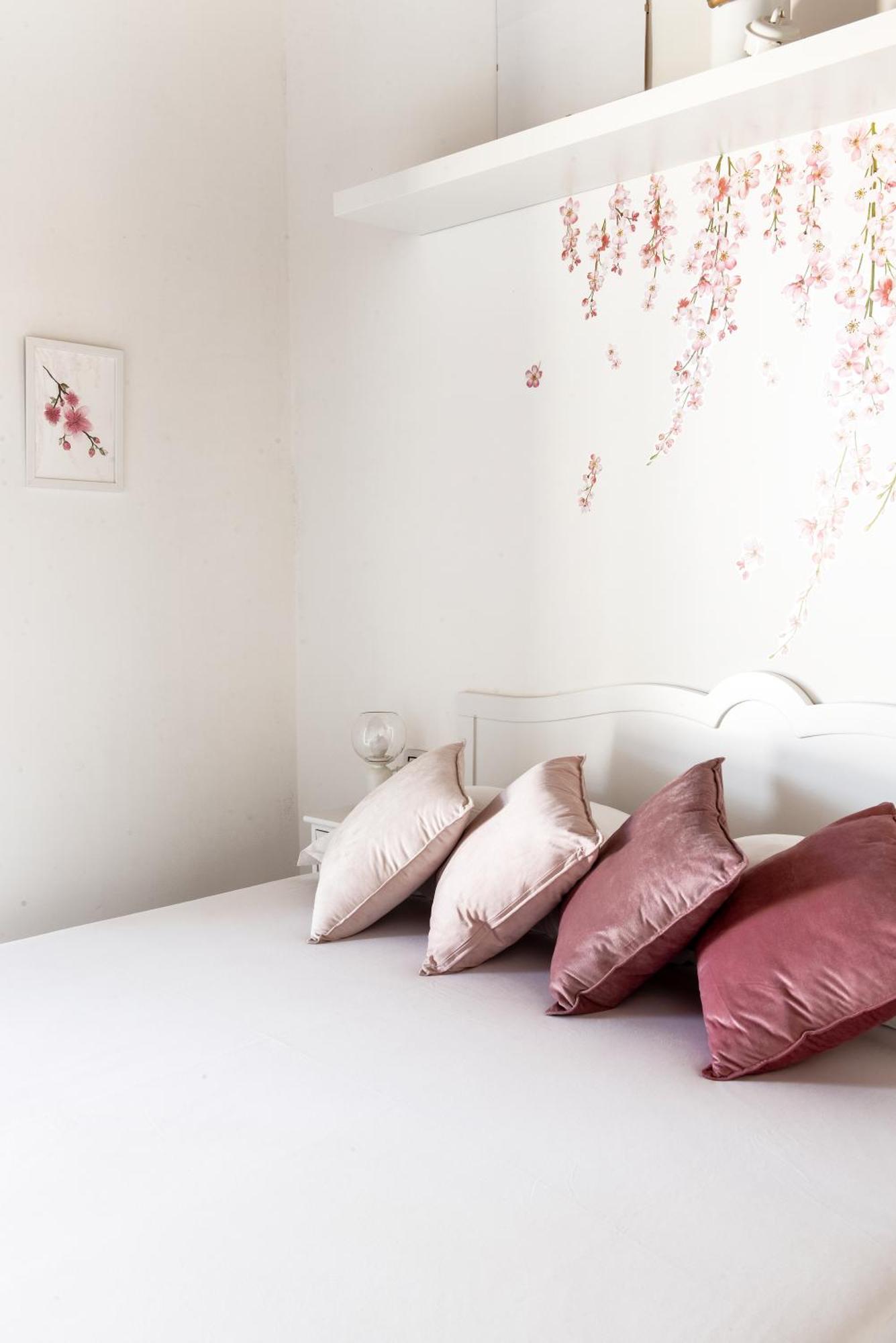 Love Nests By The Bell Tower Lodge Palidoro Bagian luar foto